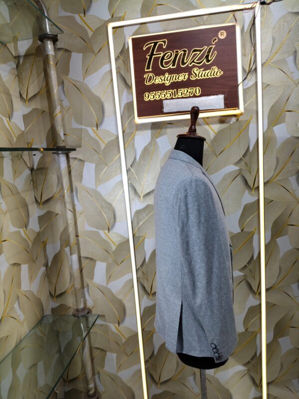 Grey textured men’s blazer