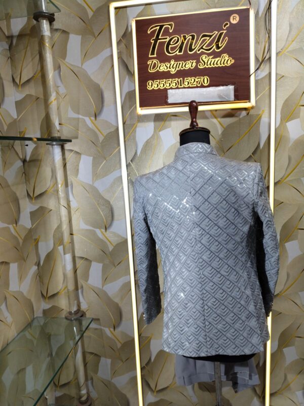 Silver embroidered designer Jodhpuri