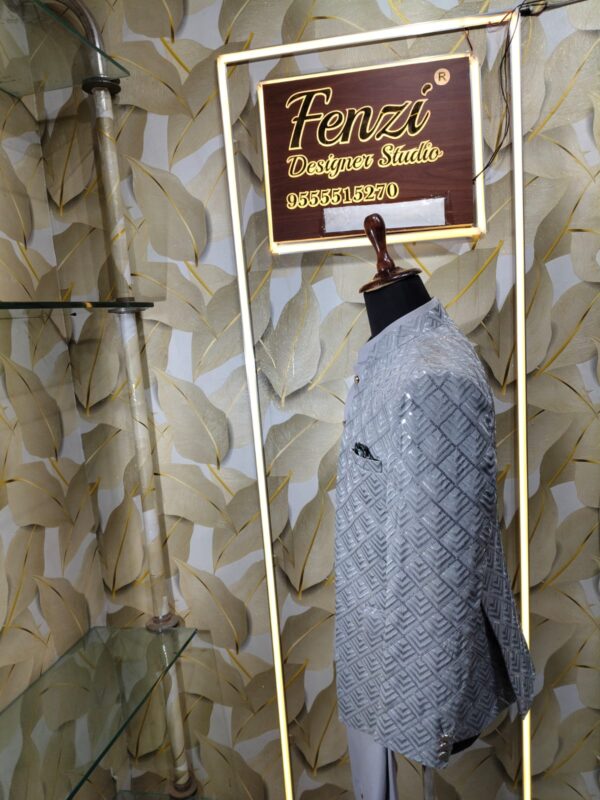 Silver embroidered designer Jodhpuri